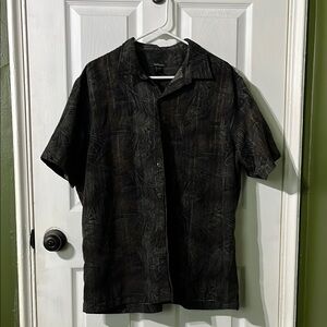 Black Patterned Short Sleeve Shirt